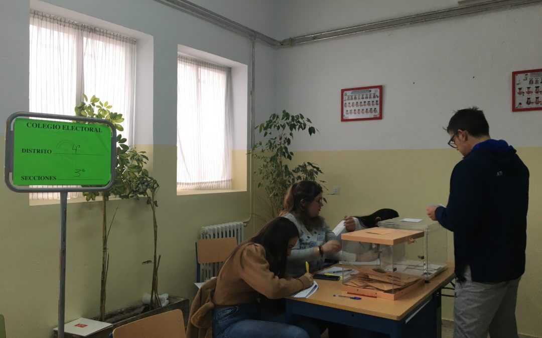 La participación en las urnas disminuye con respecto al 28 A