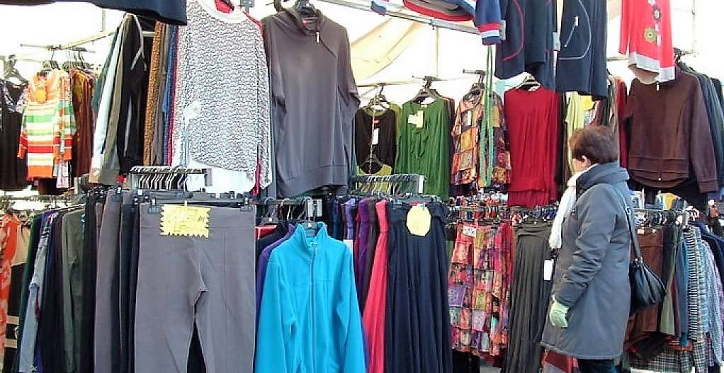 Traslado del mercadillo por las fiestas de San Lucas