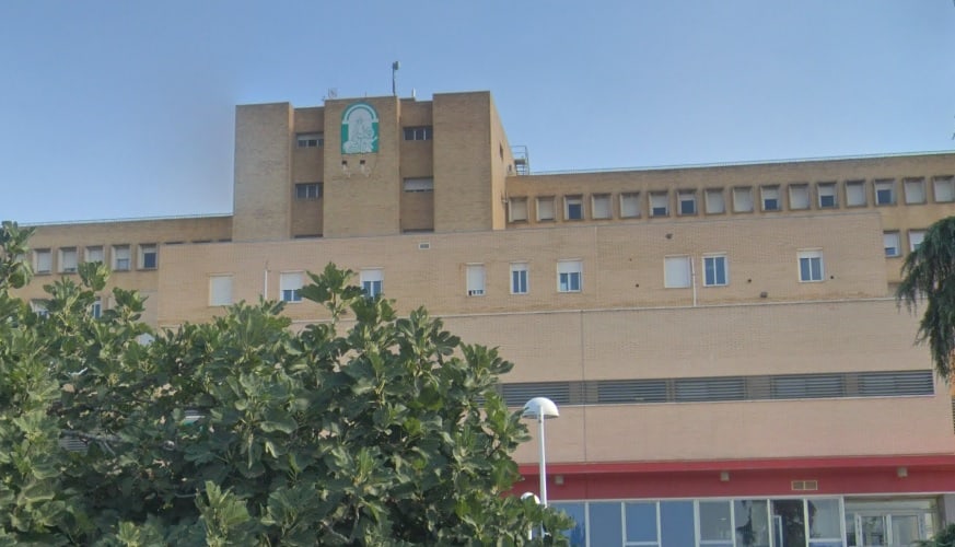 El Hospital de Linares ofrece menús veraniegos a los pacientes ingresados