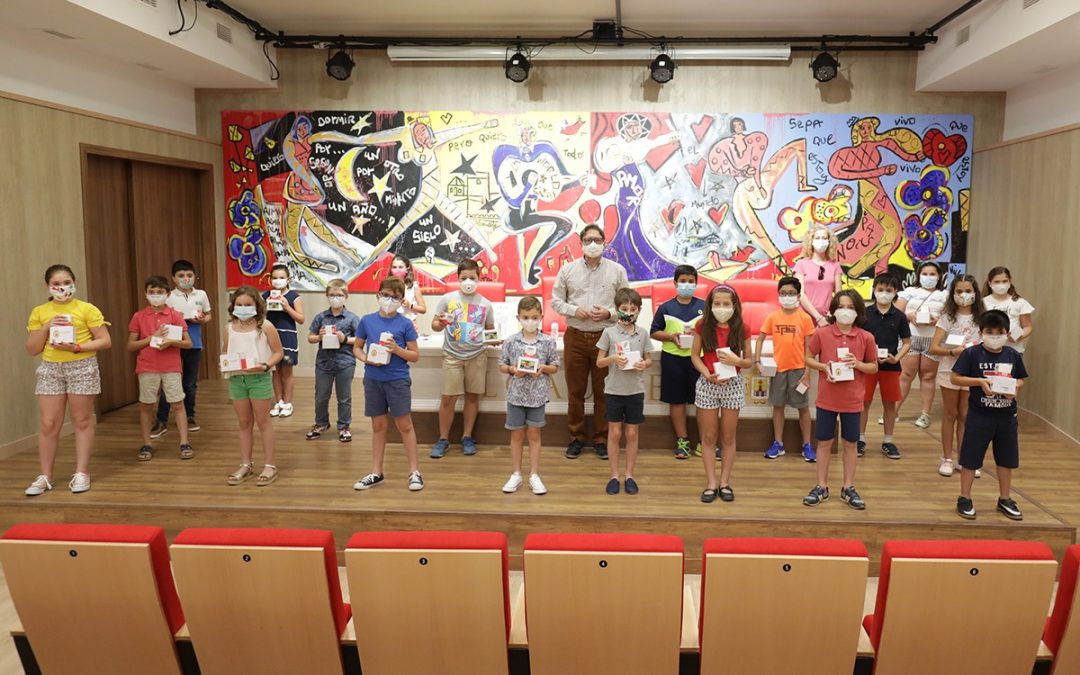 Entrega de premios del Concurso Escolar del Día de la Constitución