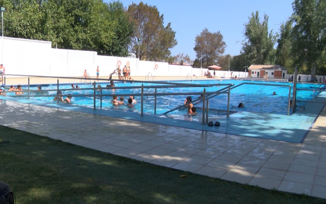 La piscina abre la temporada de verano el lunes con un aforo de 450 bañistas