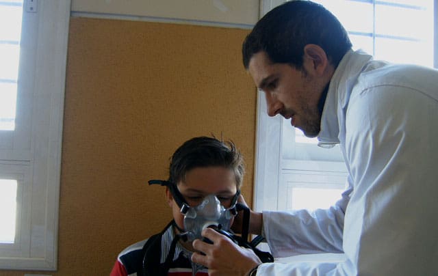 Un estudio del tosiriano Fernando Calahorro relaciona el ejercicio físico durante el recreo con la salud de los niños