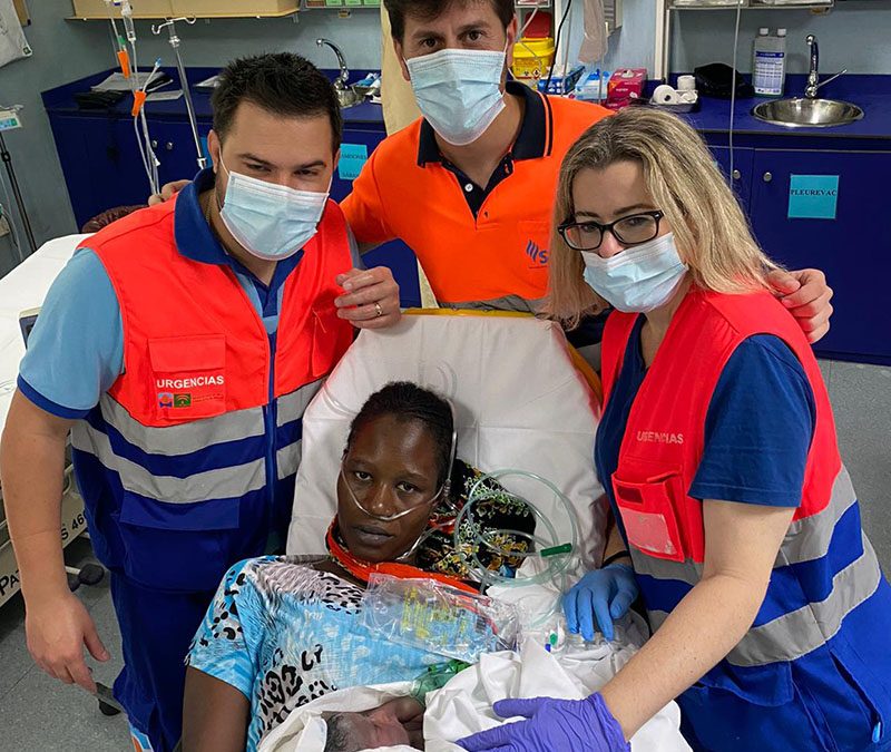 Da a luz en una ambulancia al no llegar a tiempo al Hospital de San Agustín