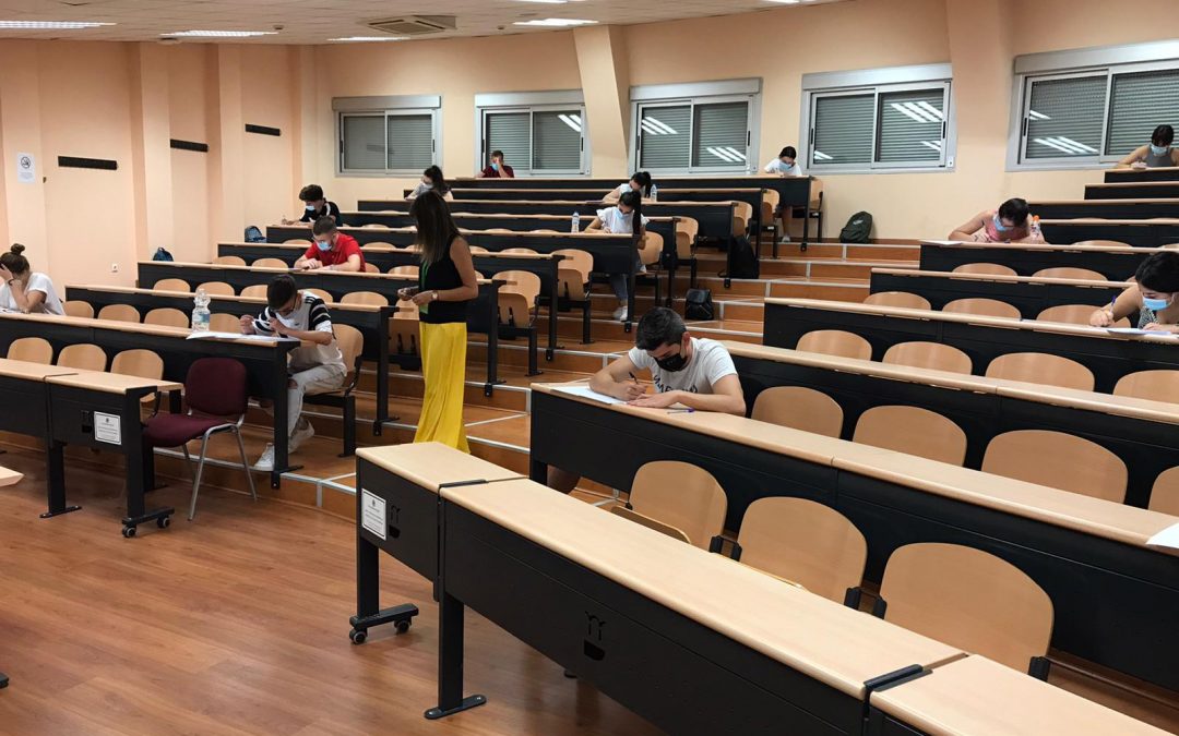 Casi 4.000 alumnos realizan ya la selectividad en 10 sedes de la provincia de Jaén