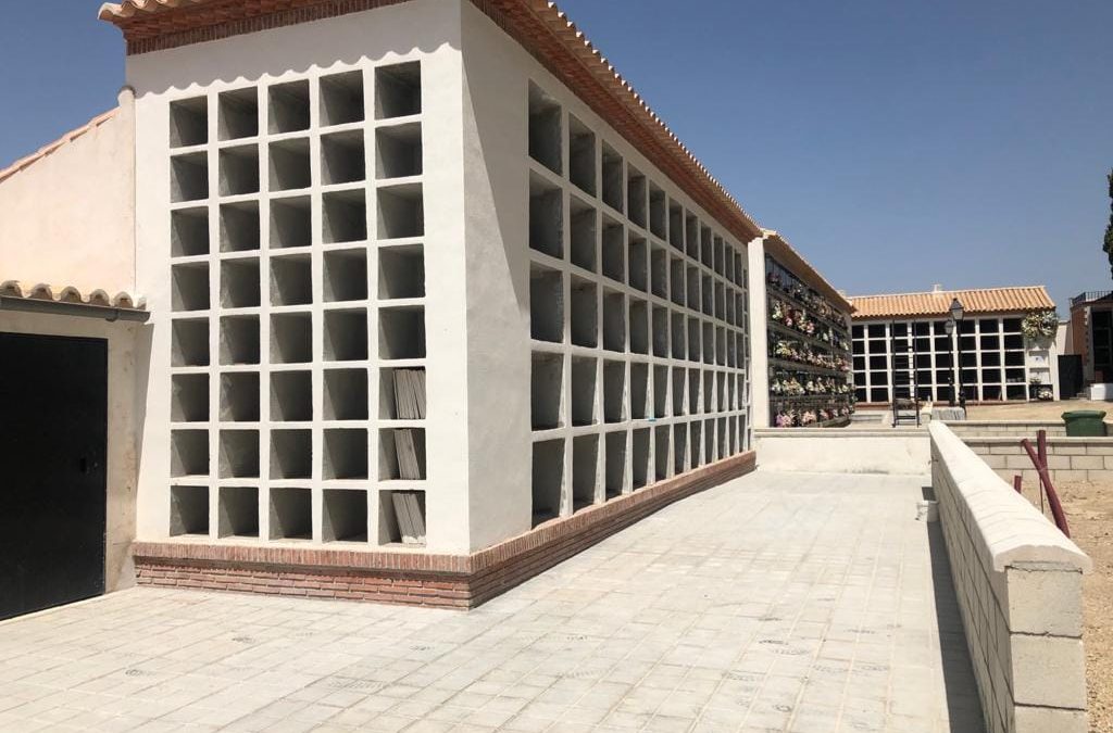 Nuevos nichos en el Cementerio Municipal