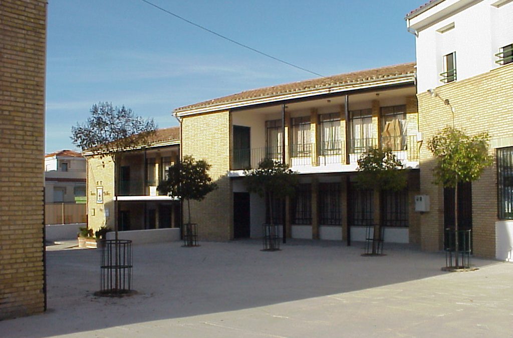 Los colegios cuestionan que puedan abrir en septiembre con garantías sanitarias