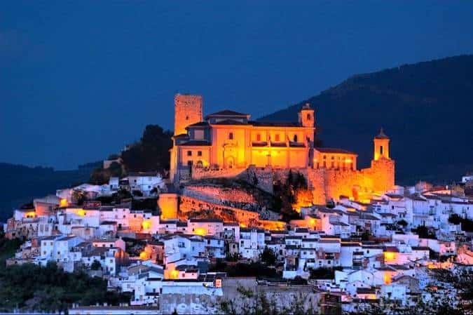 El Pleno de Martos dará un paso más para la renovación del alumbrado