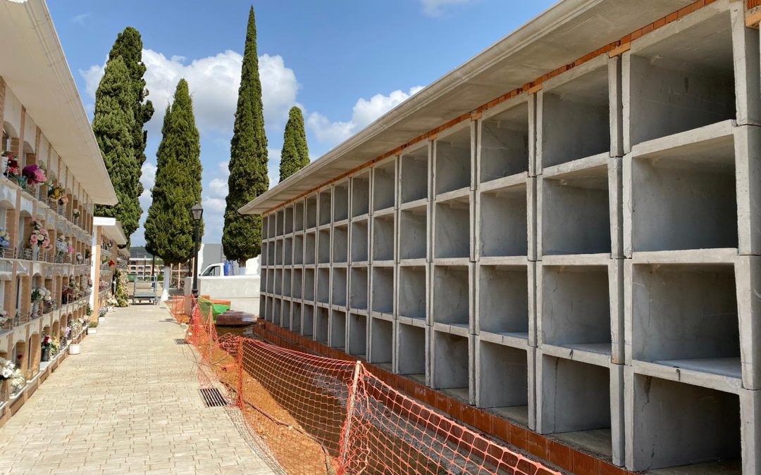 El Ayuntamiento de Marmolejo lleva a cabo trabajos de mejora en el Cementerio de Santa Ana