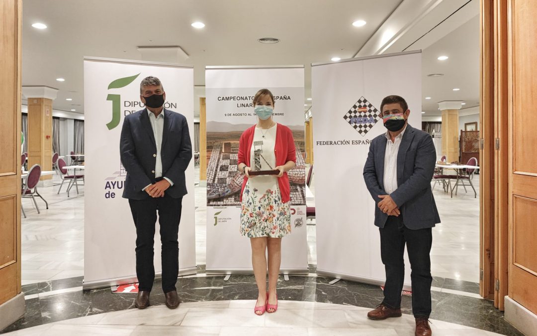 El presidente de la Diputación participa en la entrega de trofeos del Campeonato de España Individual de Ajedrez