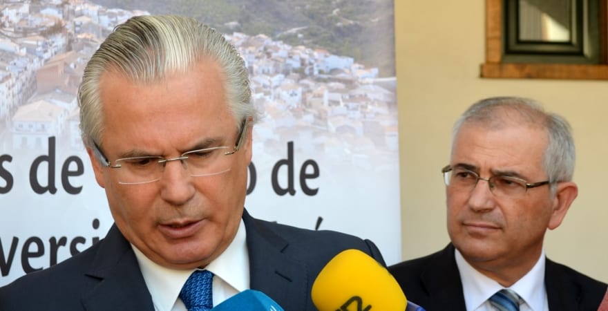 El exmagistrado de Torres, Baltasar Garzón fue condenado sin garantías