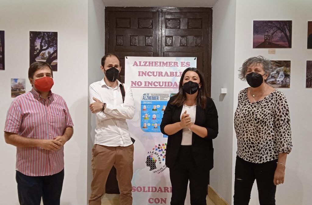 Arte a beneficio de la Asociación de Alzheimer de La Carolina