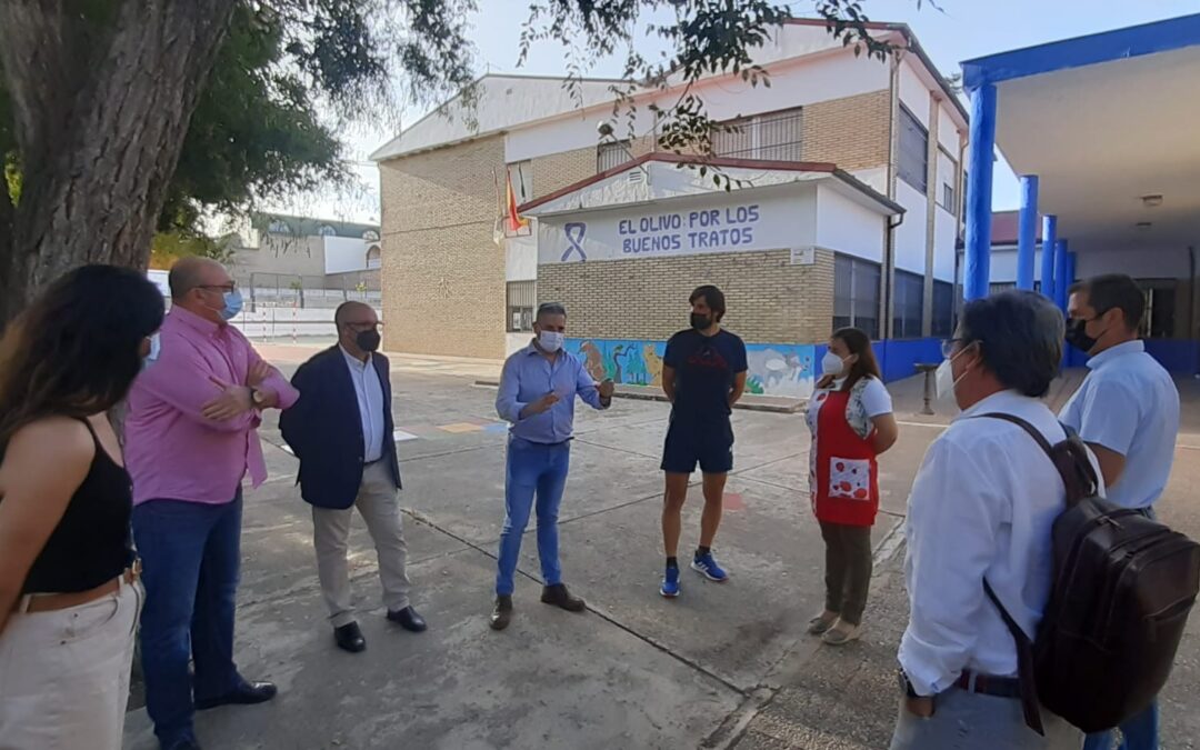 El Ayuntamiento atiende la llamada de los colegios «Ponce de León» y «El Olivo»