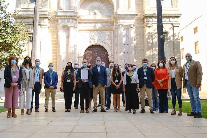 Andújar firma una ILP por una Ley Andaluza de la Cultura