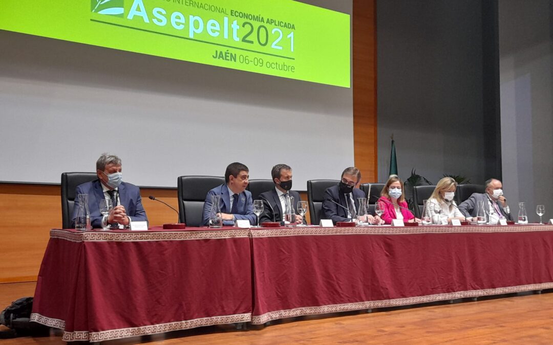 Reyes destaca la importancia del congreso ASEPELT para promocionar Jaén y consolidar el prestigio científico de la UJA