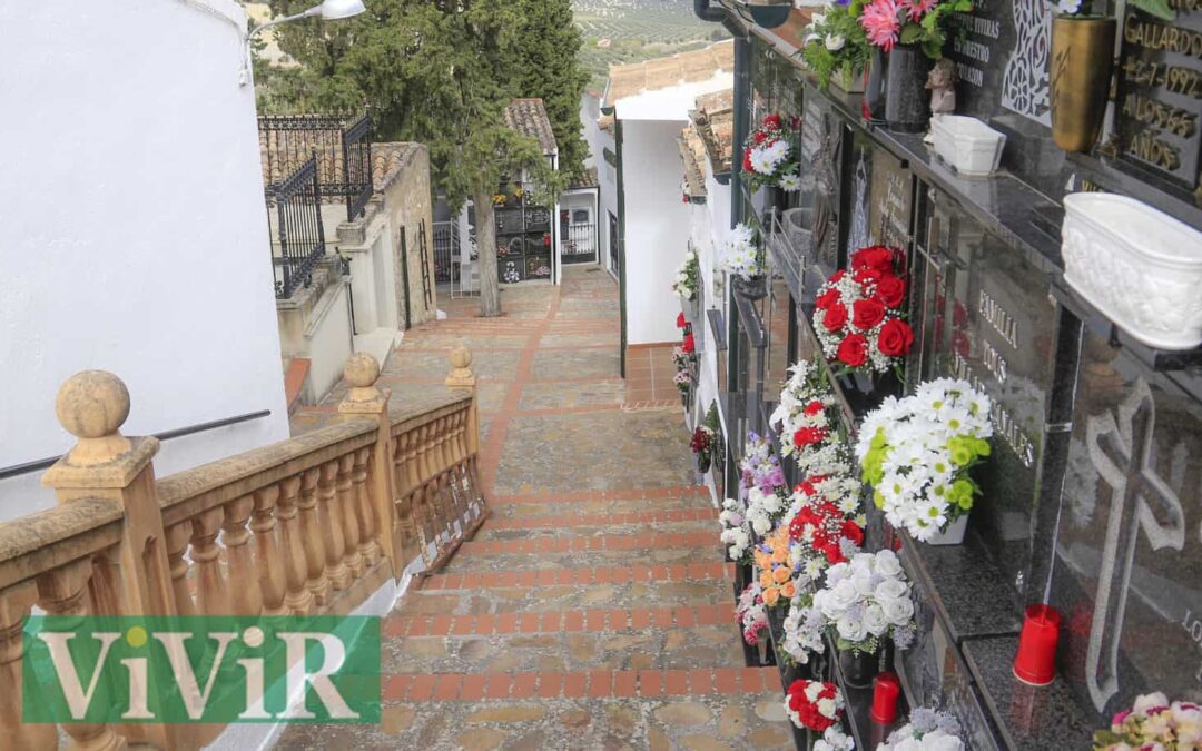 Martos amplía el horario del cementerio y el servicio de autobús por Todos los Santos