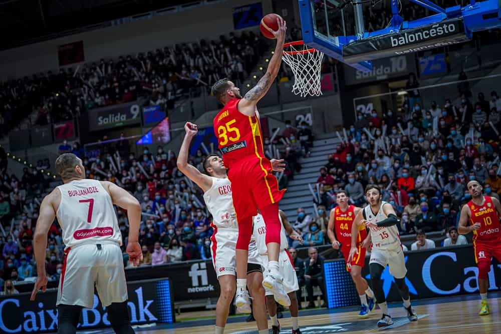 Jaén disfruta de una noche de ensueño con la Selección Española