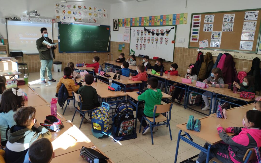 El alumnado de Torredonjimeno disfruta y conoce “El descubrimiento de Picualita”