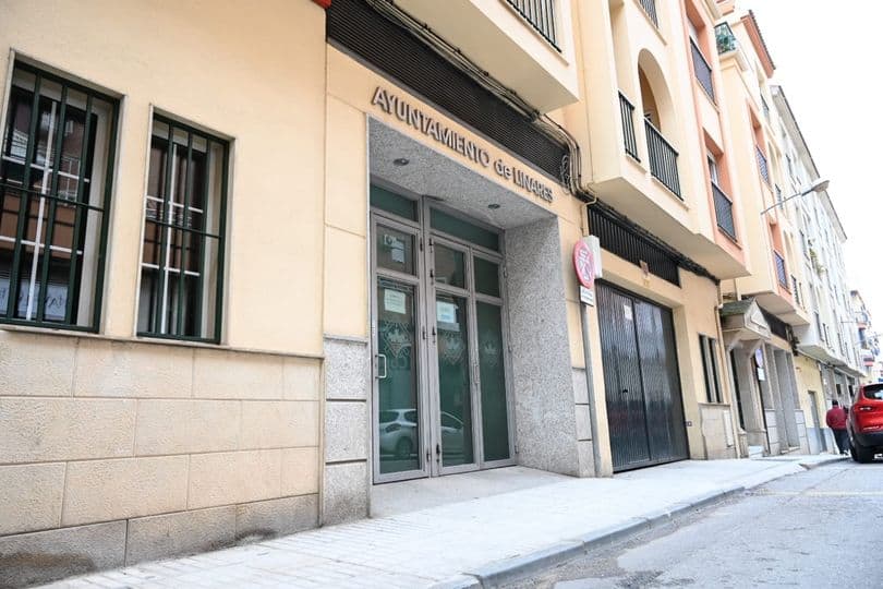 Traslado del centro de vacunación Covid-19 en Linares