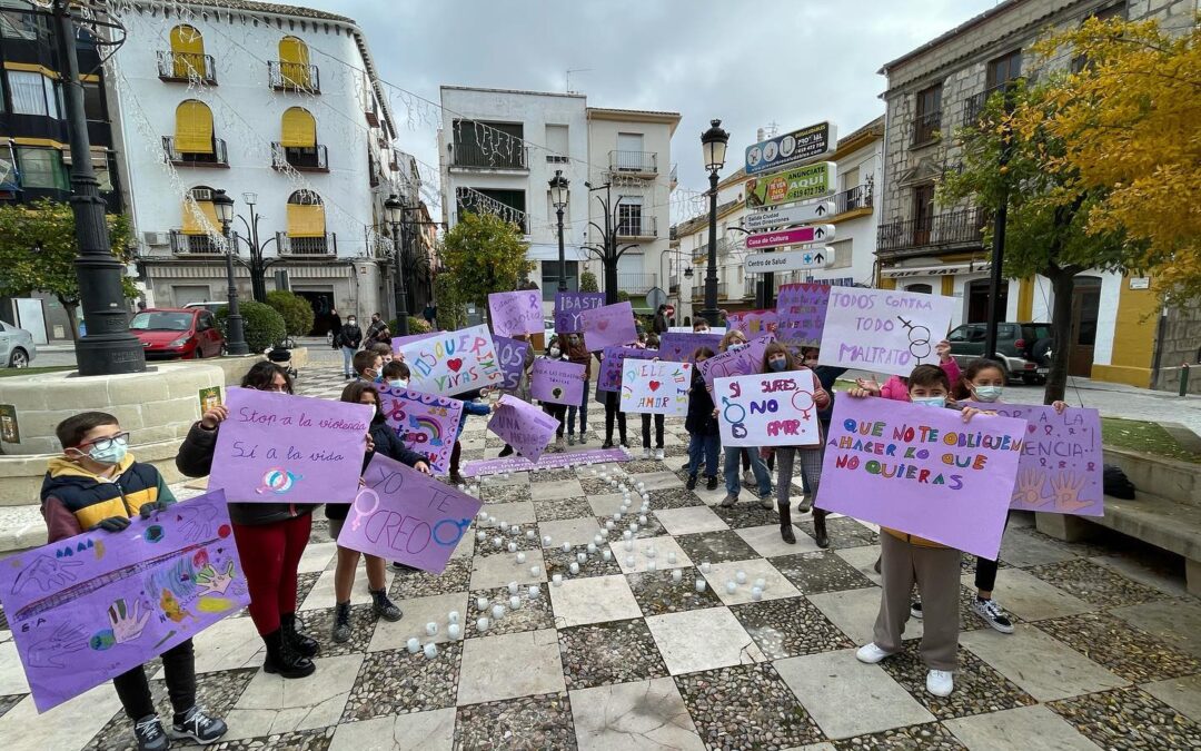 Alcaudete dio la cara contra la violencia de género