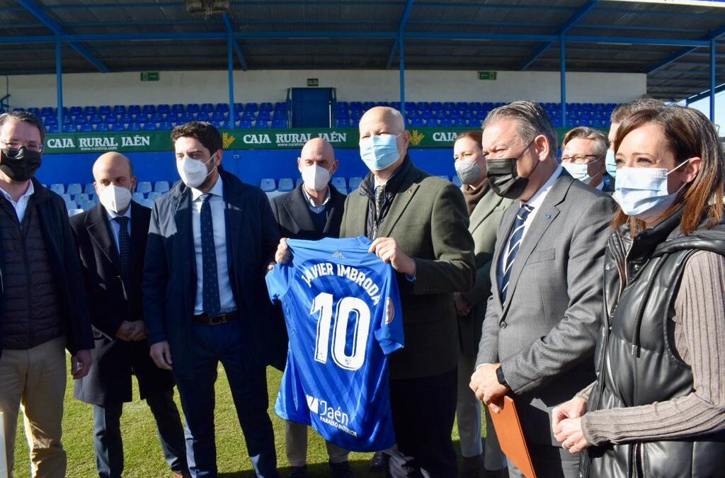 Las obras en el estadio de Linarejos comenzarán a finales de este año
