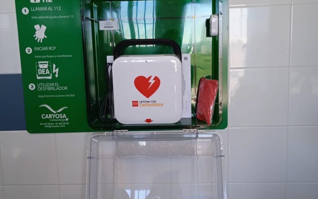 Arjona instala nuevos desfibriladores en sus instalaciones deportivas