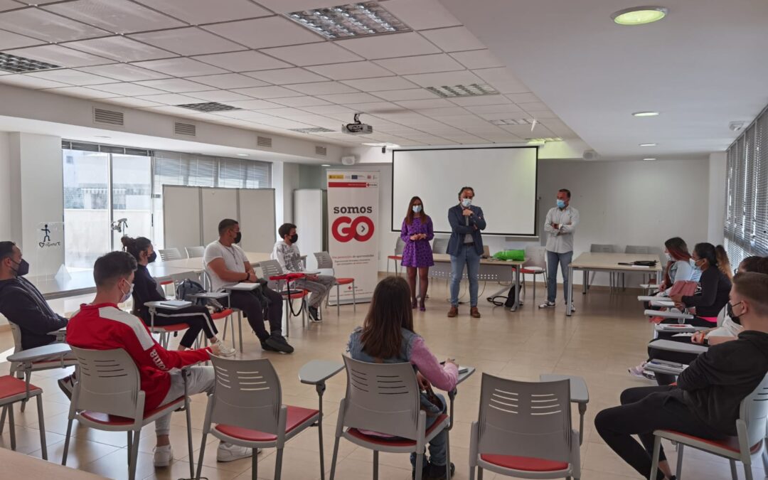 Cruz Roja inaugura en Torredelcampo un curso de capacitación profesional