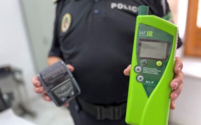 Martos refuerza la seguridad vial con la compra de un etilómetro para la Policía Local
