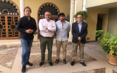 Los hoteleros trasladan al Ayuntamiento su satisfacción por la recuperación turística en la capital