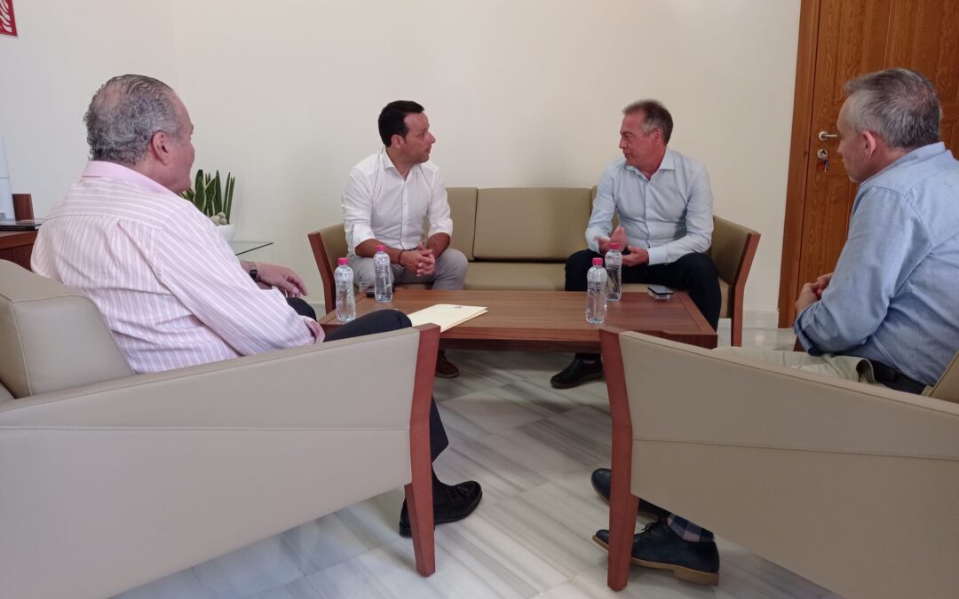 Primer encuentro de ACIL y Ayuntamiento para seguir trabajando por el comercio y la hostelería de Linares