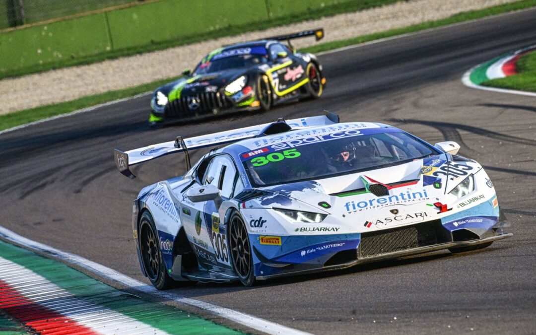 Fidel Castillo salva los muebles en un complicado fin de semana y mantiene sus opciones en el campeonato