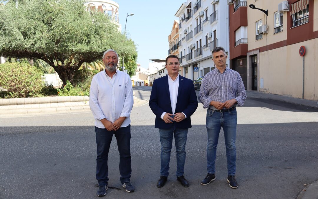 La colaboración entre Diputación Provincial y el Ayuntamiento de Andújar propicia la mejora en varias calles de la localidad