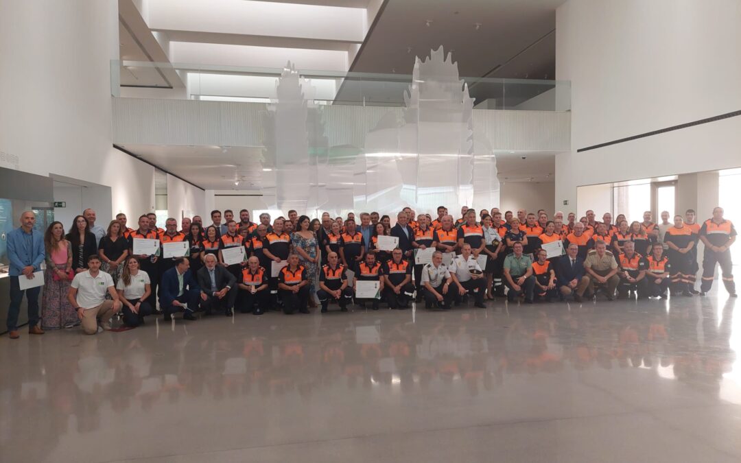 Reconocimiento a Protección Civil de Linares