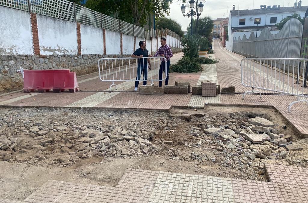 El Ayuntamiento invierte más de 30.000 euros en la reforma del Parque de San Juan de la Cruz