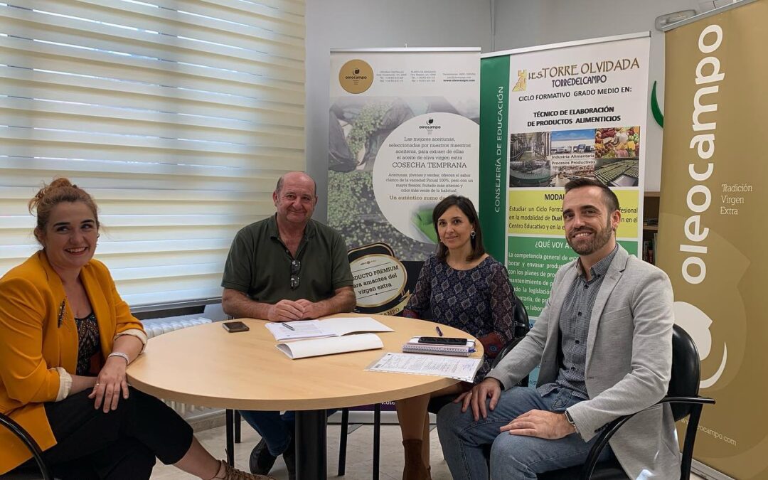 Compromiso en Torredelcampo para implementar la FP Dual