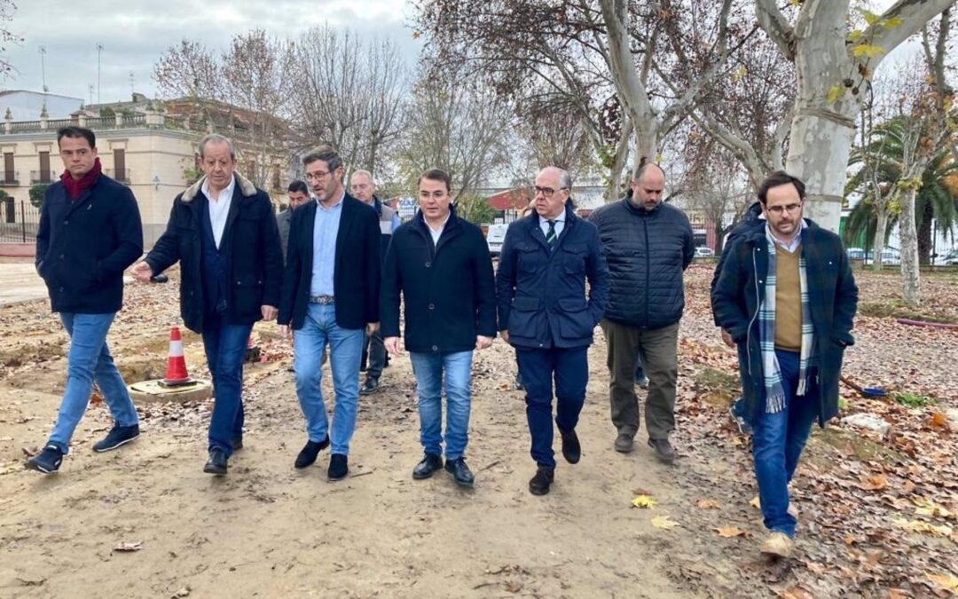 Las obras en el Parque de Colón de Andújar permitirán la integración del río Guadalquivir en el casco urbano