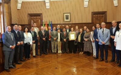 Diputación reconoce como primer Hijo Adoptivo de la provincia a José Luis García-Lomas Hernández