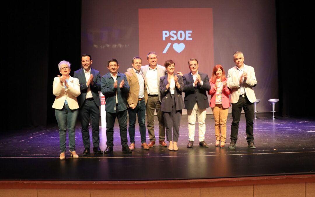 El Teatro Principal acoge la presentación de los candidatos socialistas de las ciudades de más de 20.000 habitantes de la Provincia