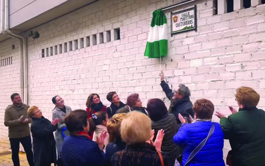 Alcaudete rinde homenaje a sus «Maestras Costureras»