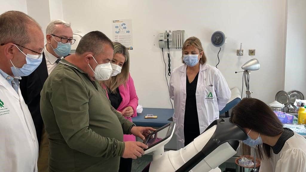El Hospital de Alcaudete incorpora un nuevo retinógrafo para la atención integral a los pacientes