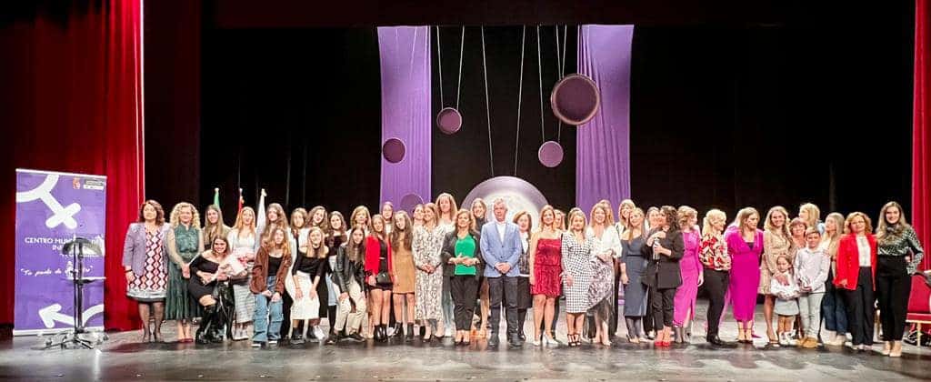 Martos entregó los premios Martos por la Igualdad “Isabel de Solís”