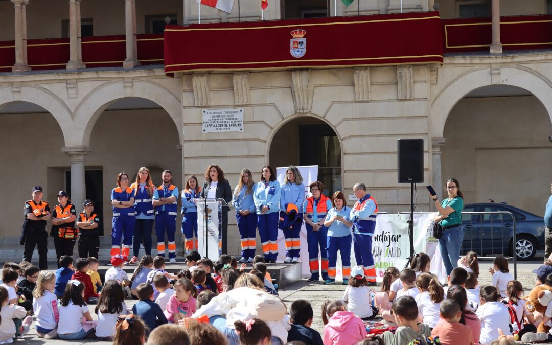 Más de 360 escolares aprenden técnicas de primeros auxilios con motivo del Día Mundial de la Salud