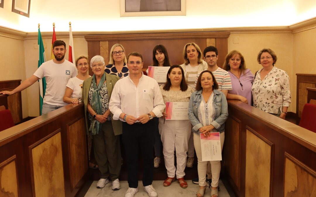Entregados los certificados de participación a los beneficiarios del programa de prácticas becadas de APROMPSI