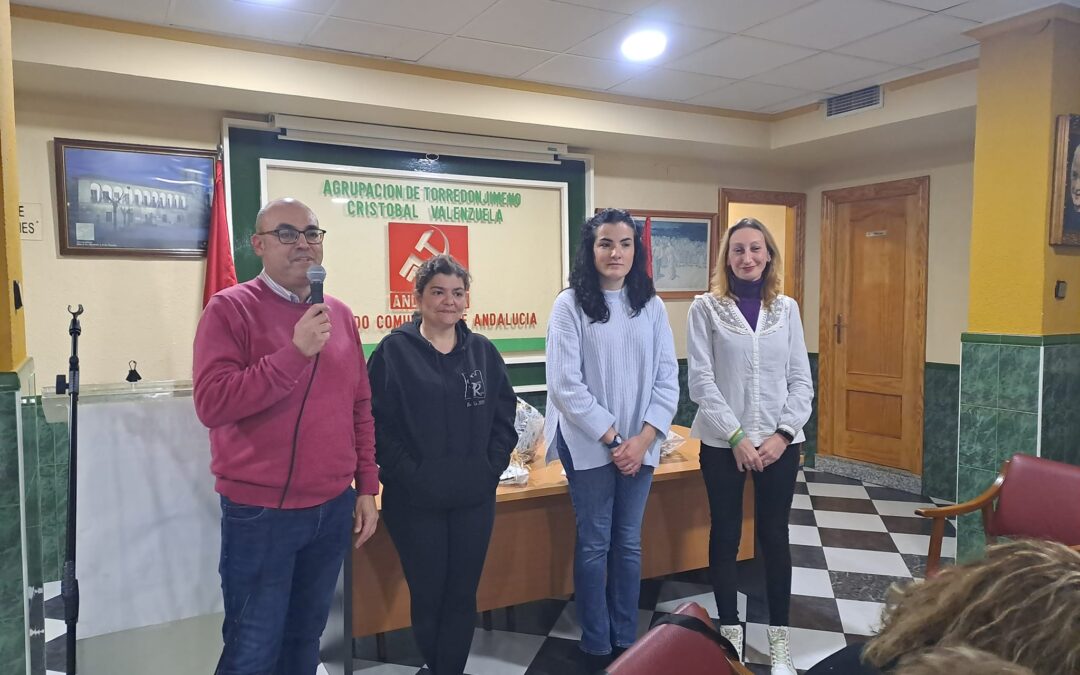 IU ofrece a PSOE diálogo «para hablar de un gobierno de izquierdas y salvar diferencias»