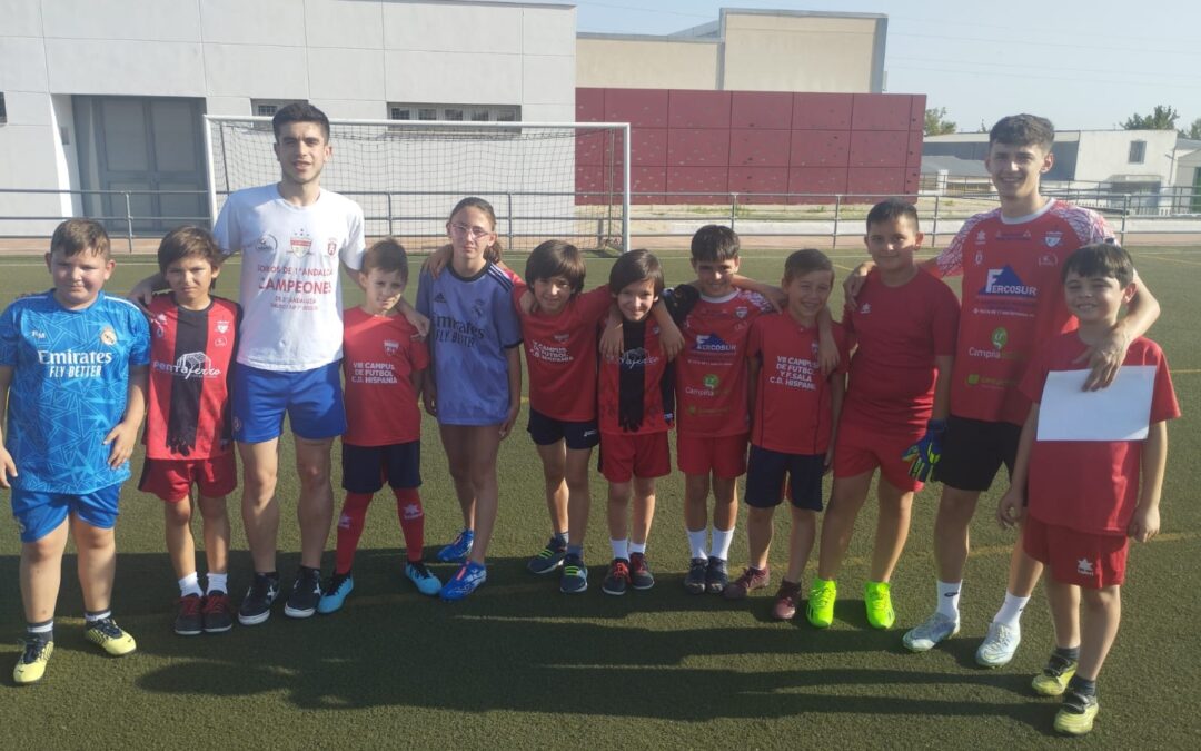 Los pequeños de Torredelcampo ya disfrutan del Campus del Club Deportivo Hispania