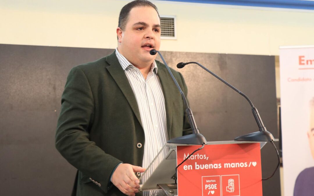 El secretario general del PSOE de Martos, Víctor Torres, valora las necesidades de la ciudad de cara al nuevo curso político