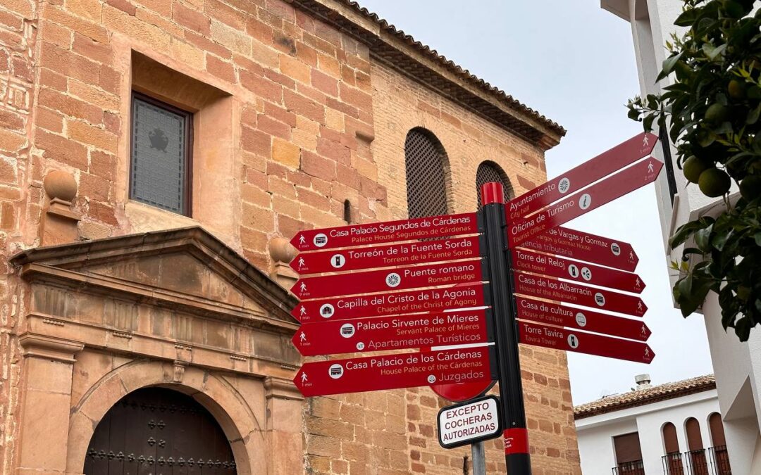 El PSOE muestra su satisfacción ante la instalación de la nueva señalización turística