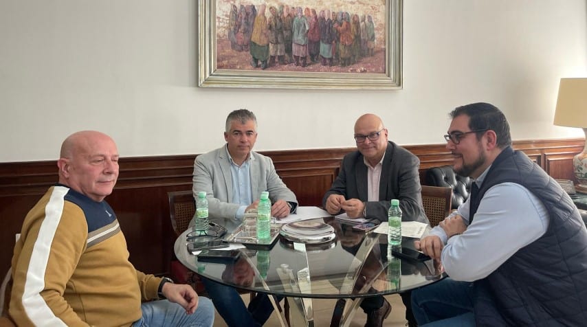 El alcalde mantiene una reunión de trabajo con el nuevo subdelegado del Gobierno en Jaén para abordar importantes proyectos para Martos