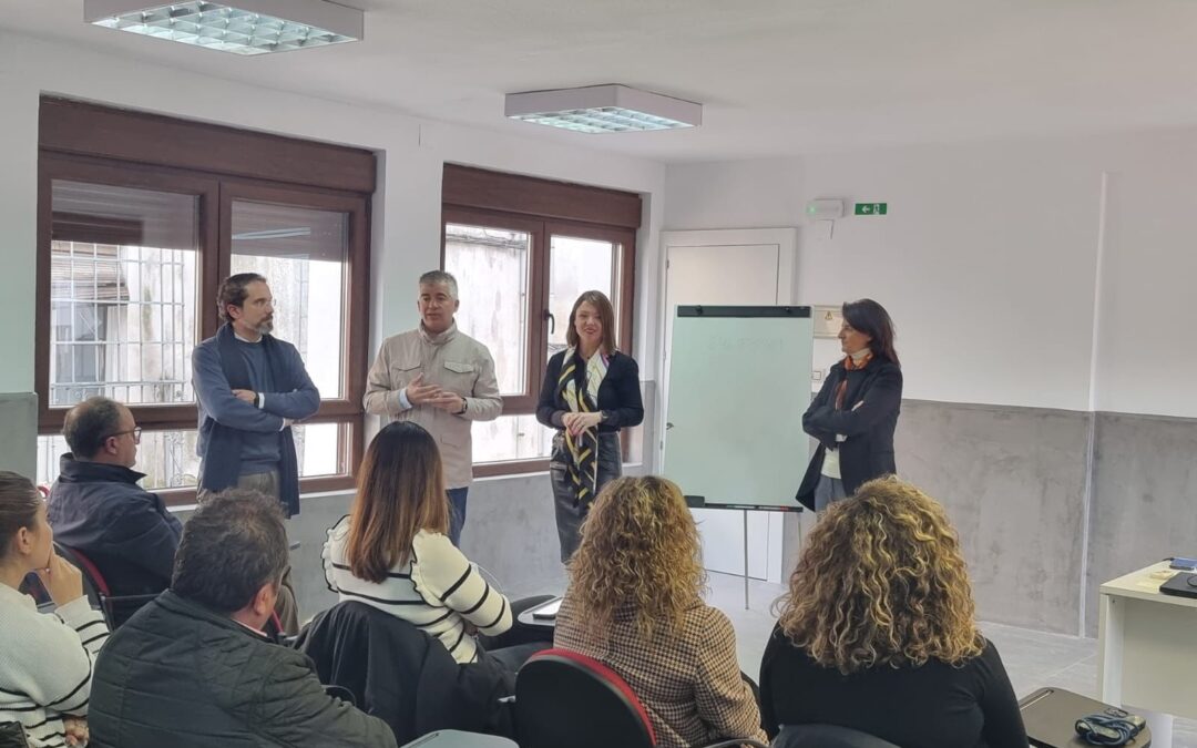 Arranca el curso de Incyde con empresarios de Martos