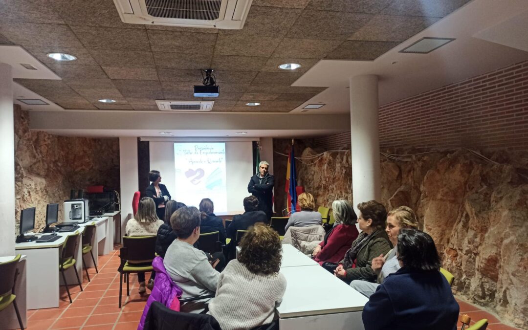 Curso de empoderamiento en La Bobadilla