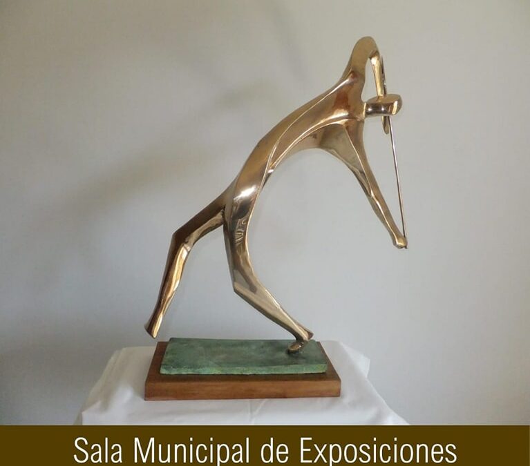 La Sala Municipal de Exposiciones acoge la muestra ’25 años de líneas, formas y volúmenes’